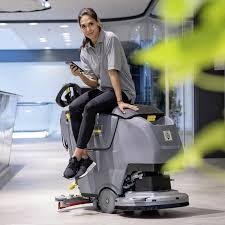 Scrubber Dryer